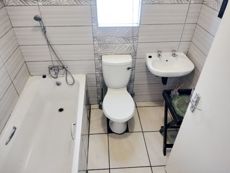 3 Bedroom Property for Sale in Raceway Free State